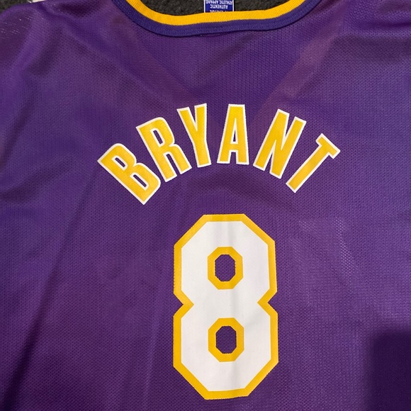 Vintage Champion Kobe Bryant Los Ángeles Lakers Jersey - Picture 5 of 6